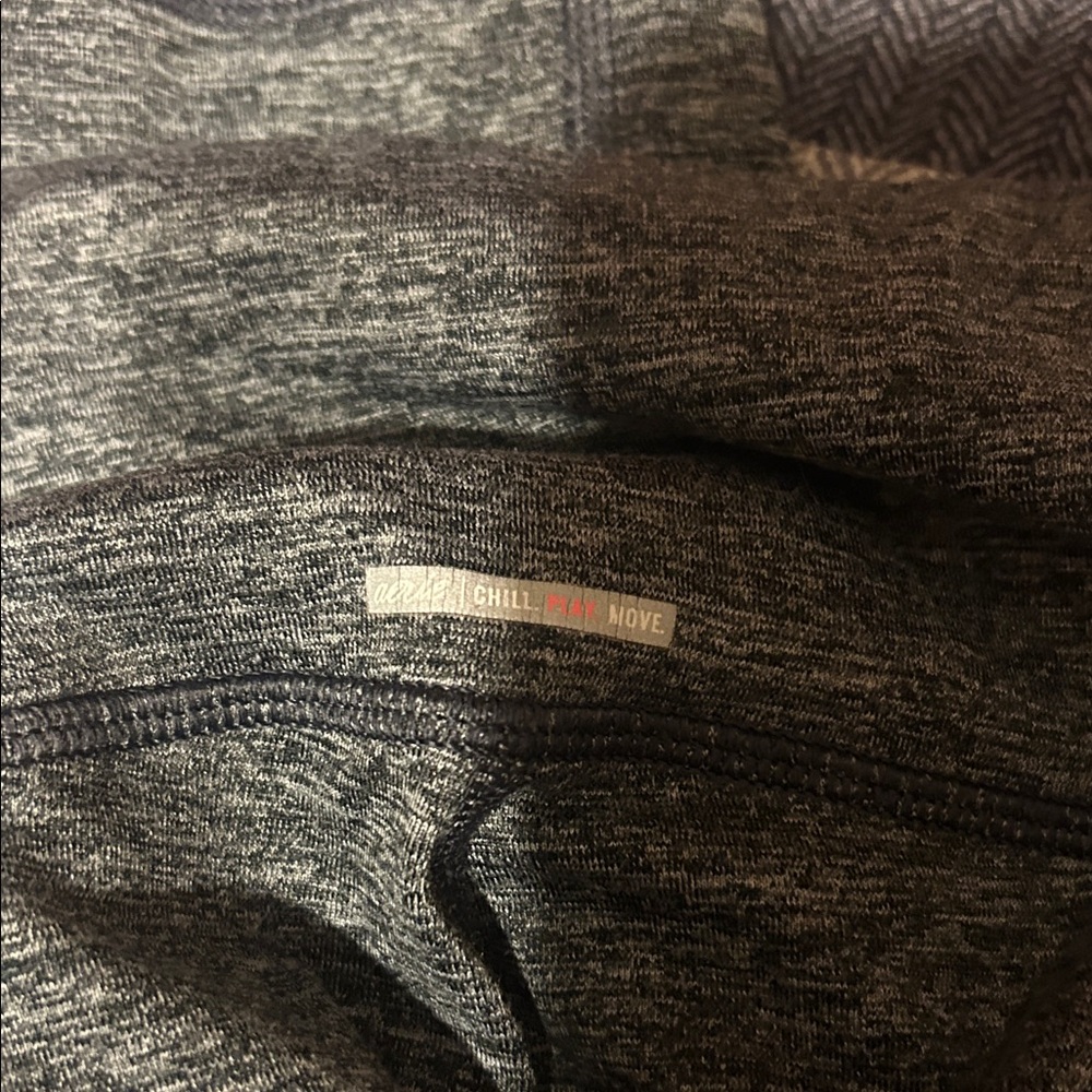 Aerie Chill Play Move Leggings - Gray, Navy, Brown - Picture 4 of 5
